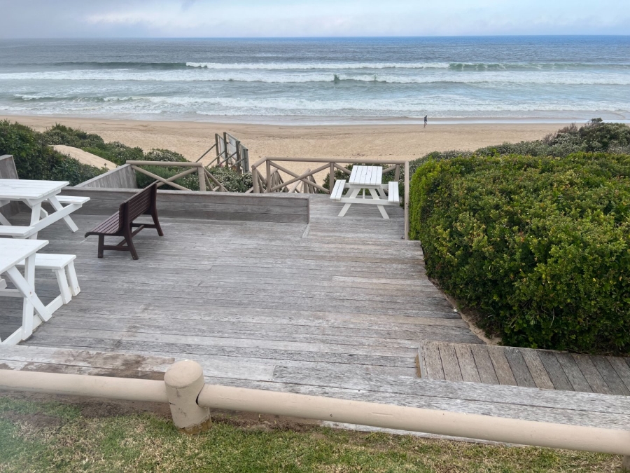 2 Bedroom Property for Sale in Keurboomstrand Western Cape